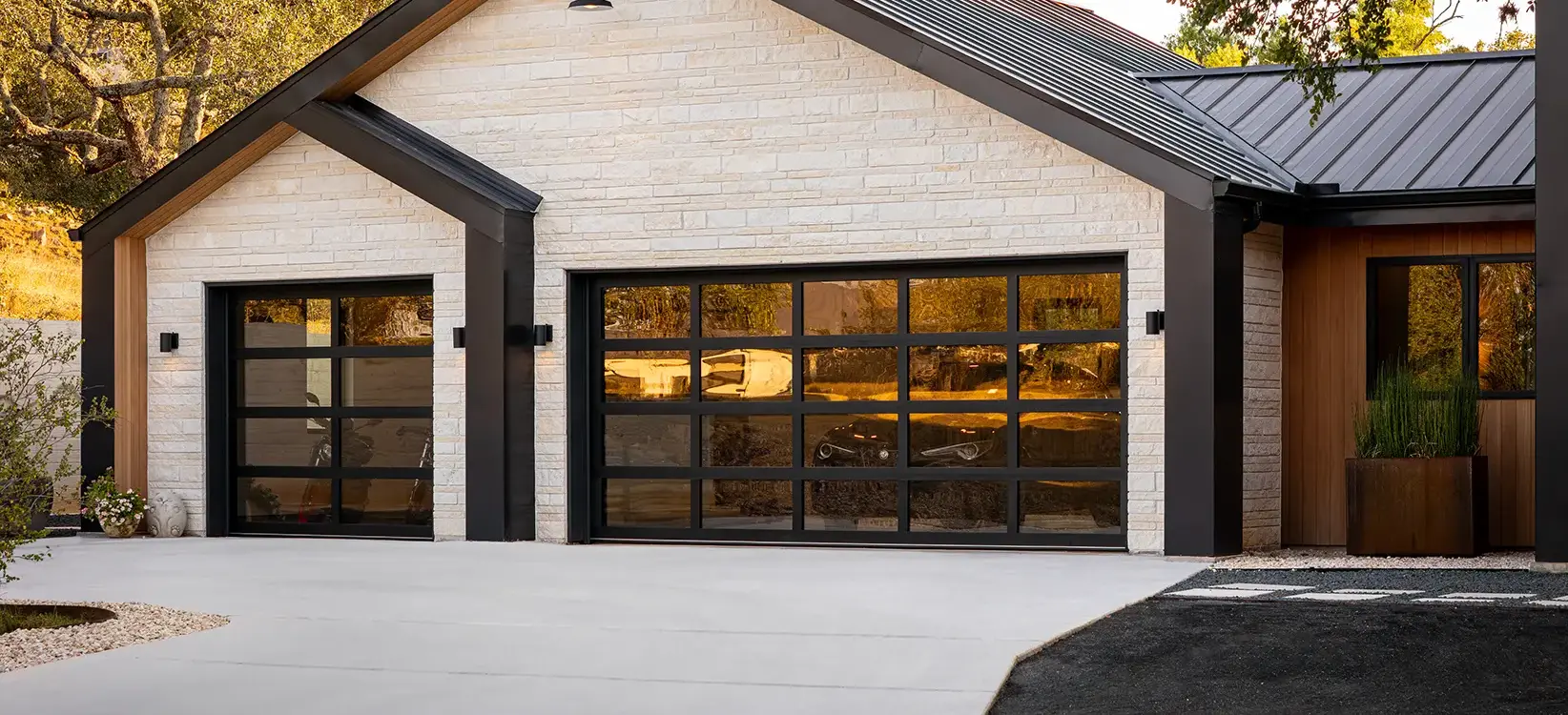 Garage Doors Hero Image